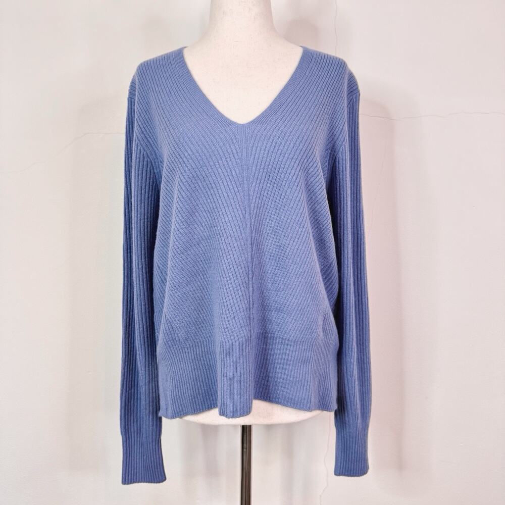 N. Peal London Boxy Rib V-Neck Cashmere Sweater Alpine Blue Size L Classic